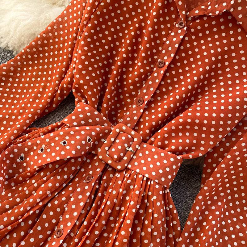 Johanna - Robe brodée