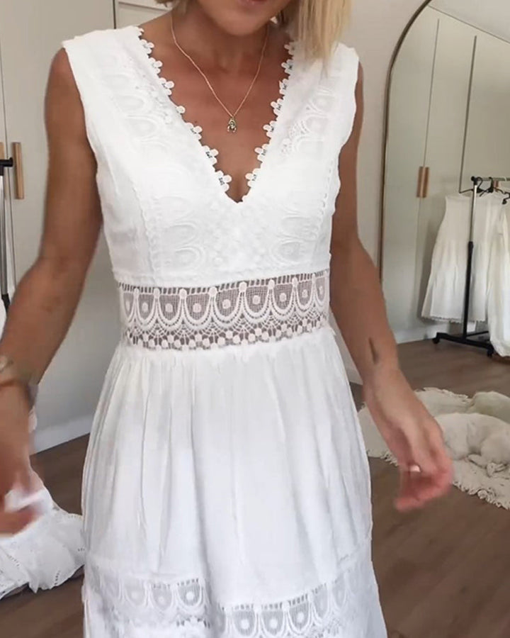 Clarisa - Robe à col en V