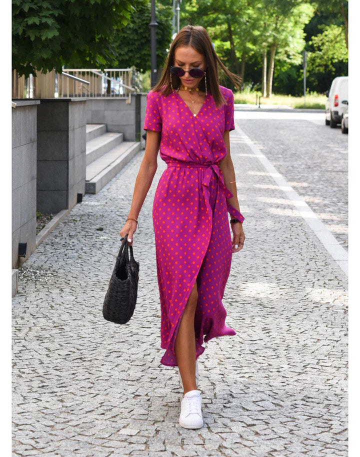 Suzanne - Robe élégante à col en V